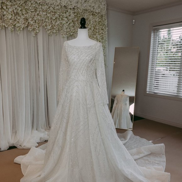 Custom Dovita Bridal Wedding Dress - Picture 2 of 9